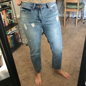 Straight leg cropped jeans